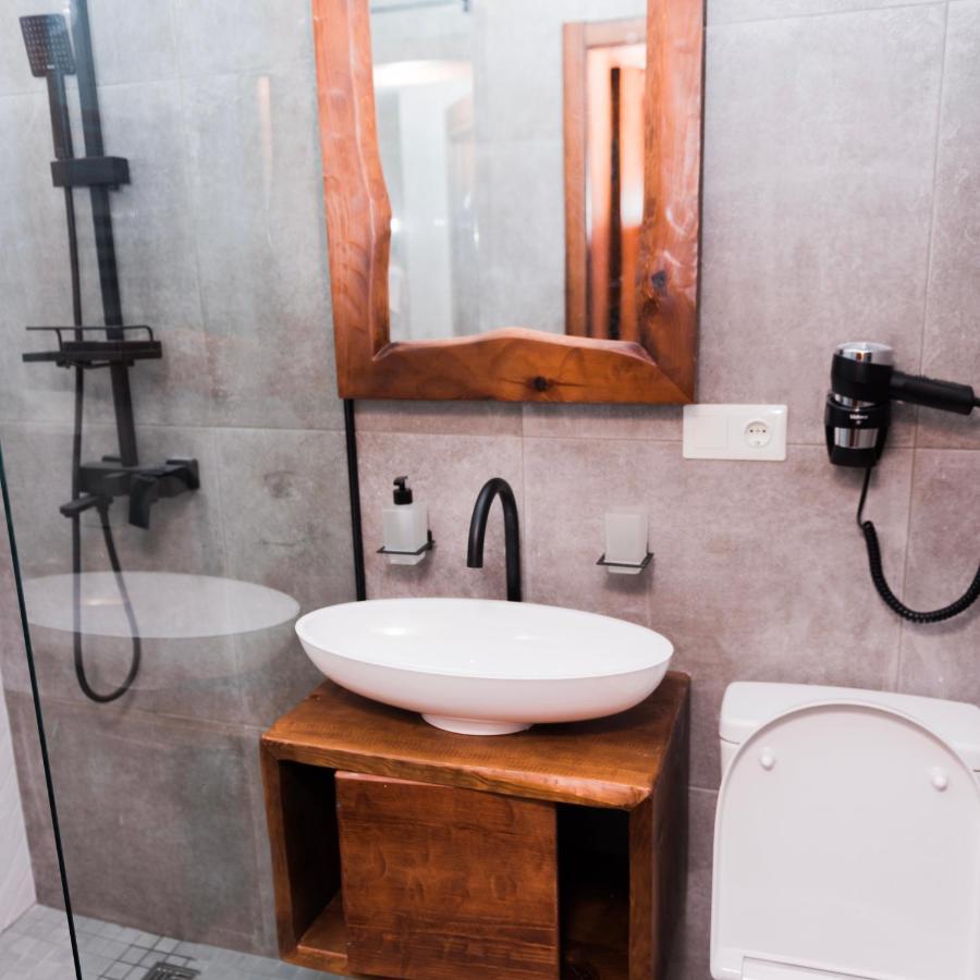 Golden Park Apartments Uman Ngoại thất bức ảnh